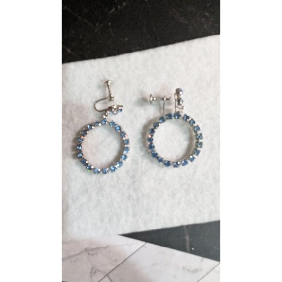 Vintage Silver-Tone Blue Rhinestone Screw-Back Hoop Earrings Estate - Picture 4 of 5